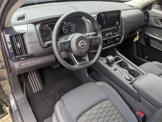 new 2025 Nissan Pathfinder car, priced at $38,860