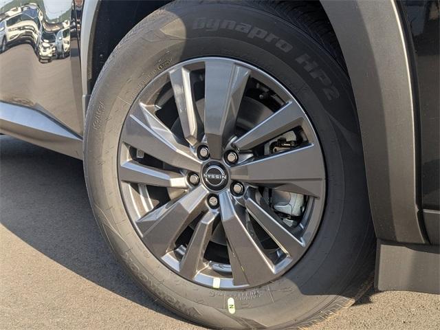 new 2025 Nissan Pathfinder car, priced at $40,200