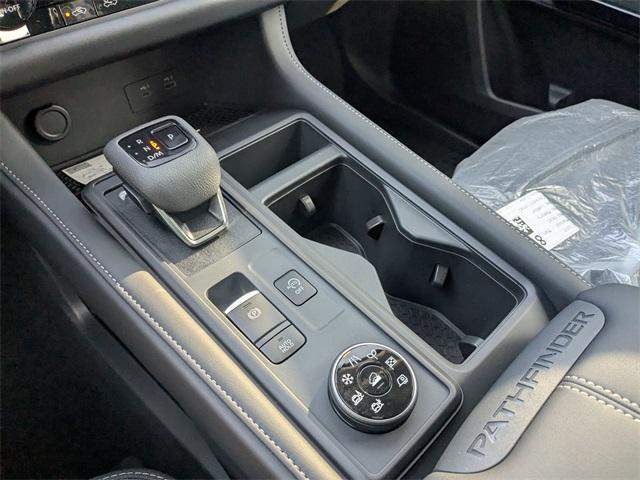 new 2025 Nissan Pathfinder car, priced at $40,200
