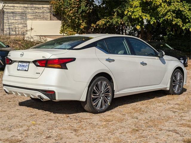 new 2025 Nissan Altima car, priced at $35,383