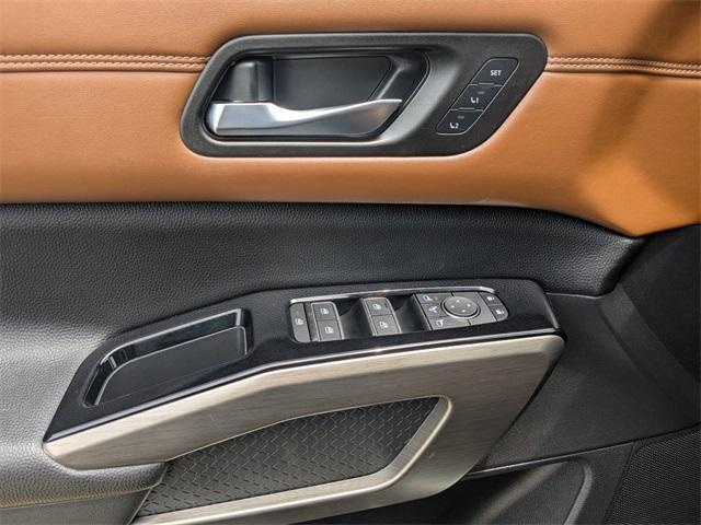 used 2022 Nissan Pathfinder car, priced at $35,566