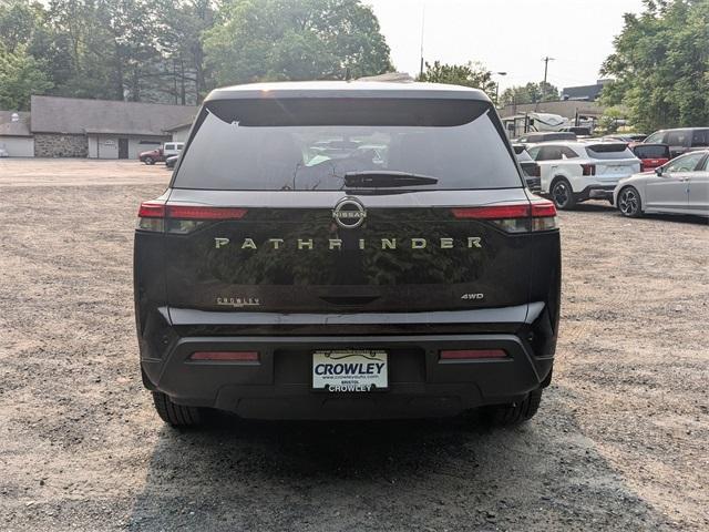 new 2025 Nissan Pathfinder car, priced at $40,450