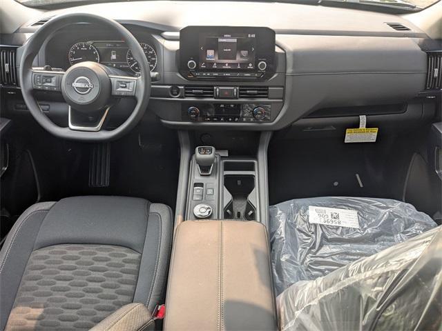 new 2025 Nissan Pathfinder car, priced at $40,450