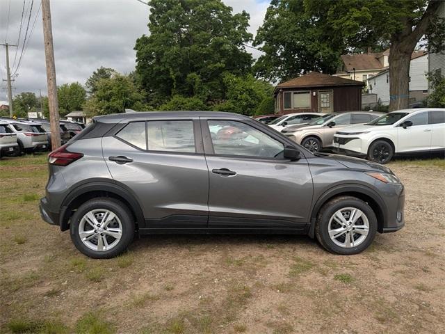new 2025 Nissan Kicks Play car, priced at $23,257