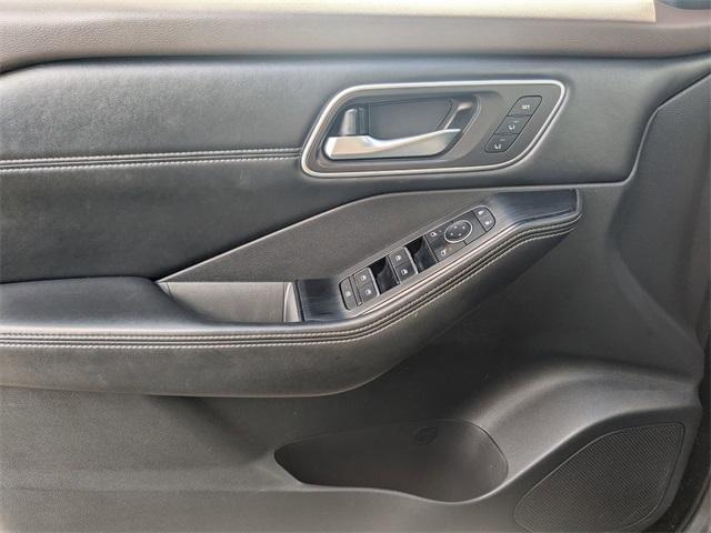 used 2021 Nissan Rogue car, priced at $24,866