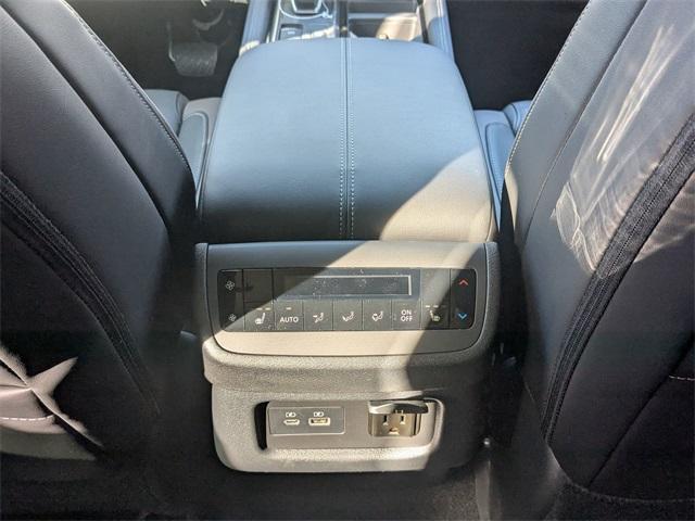 new 2025 Nissan Pathfinder car, priced at $50,389