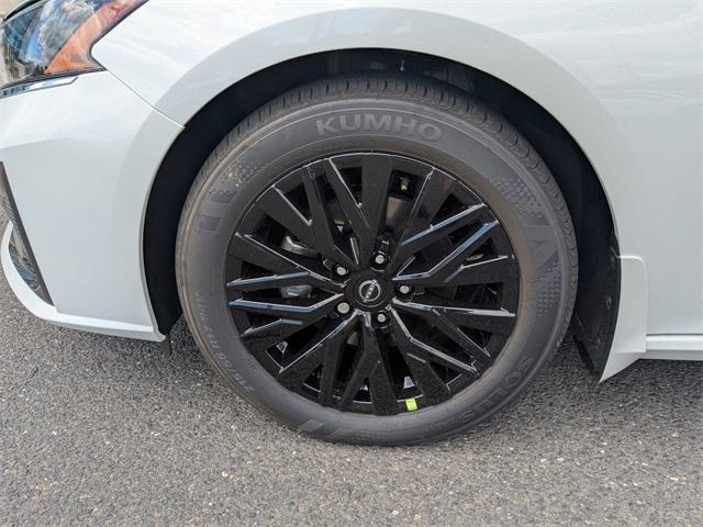 new 2025 Nissan Altima car, priced at $31,110