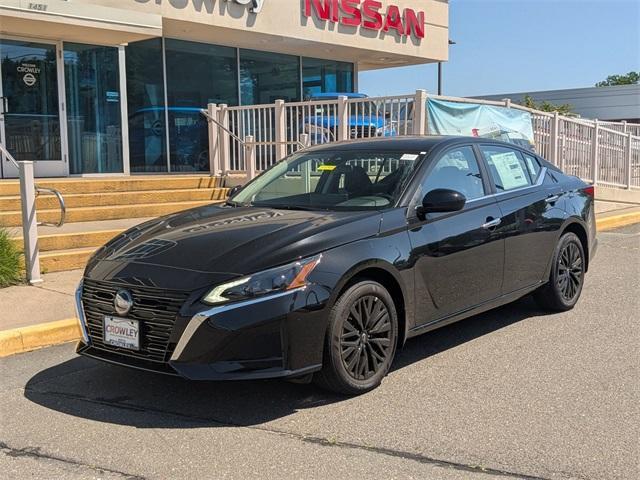 new 2025 Nissan Altima car, priced at $31,980