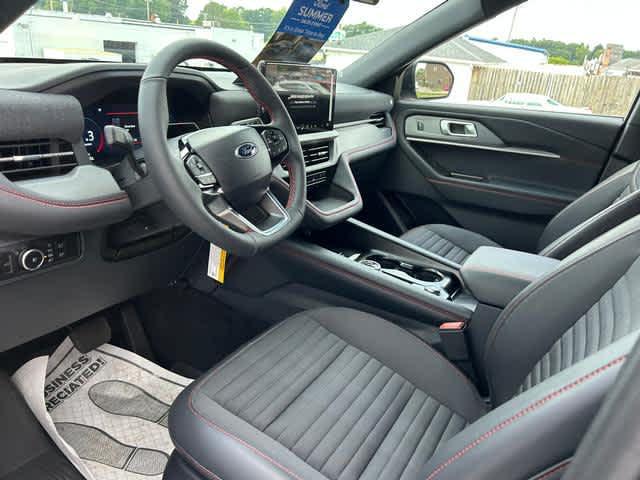 new 2025 Ford Explorer car, priced at $49,460