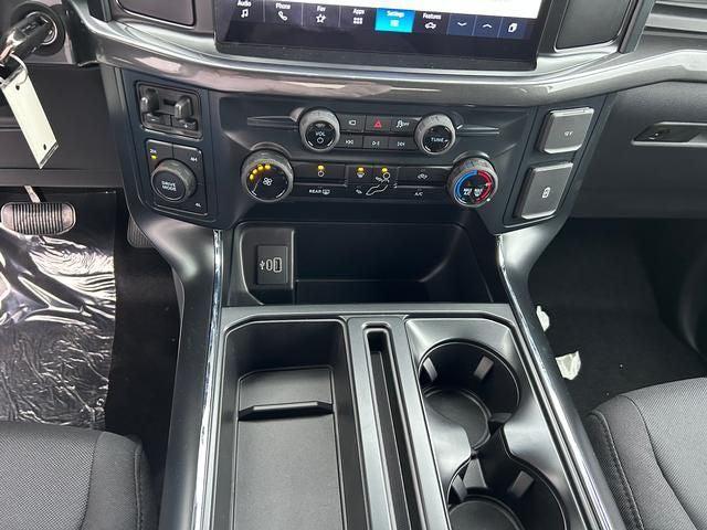 new 2025 Ford F-150 car, priced at $47,278