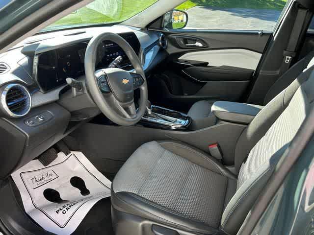 used 2025 Chevrolet Trax car, priced at $22,991