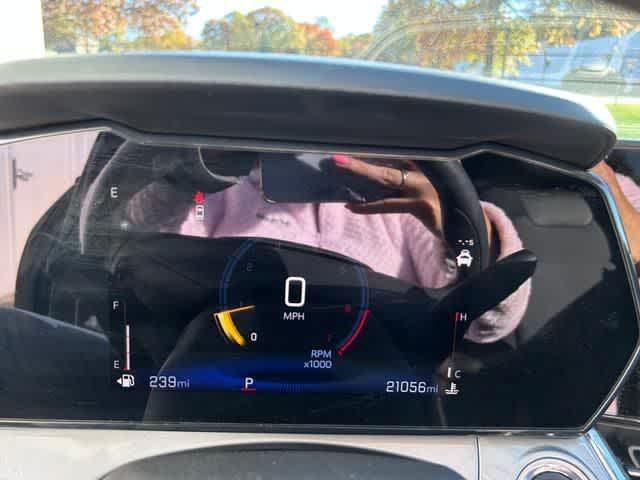 used 2025 Chevrolet Trax car, priced at $22,991