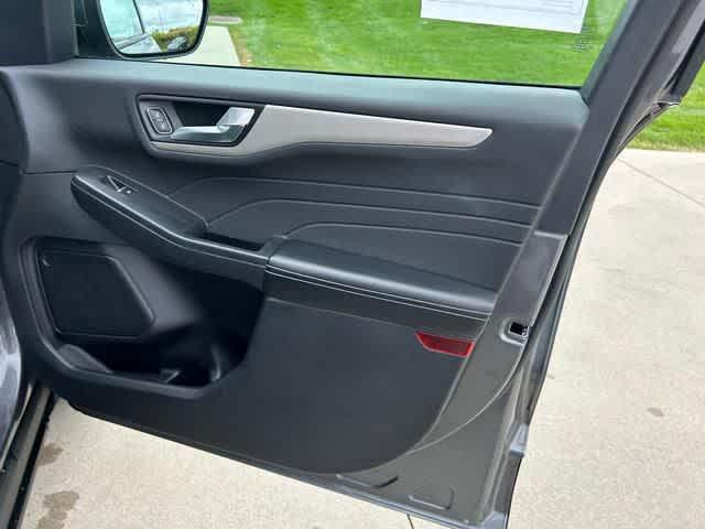 used 2022 Ford Escape car, priced at $23,489