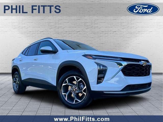 used 2025 Chevrolet Trax car, priced at $23,364