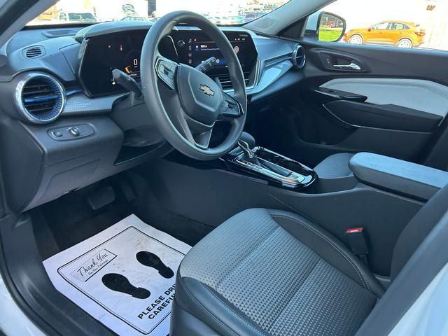 used 2025 Chevrolet Trax car, priced at $23,364