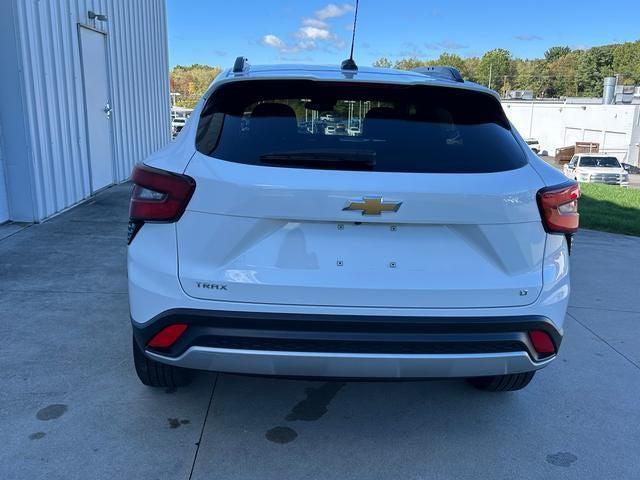 used 2025 Chevrolet Trax car, priced at $23,364