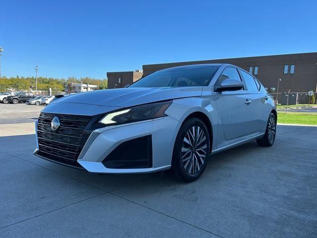 used 2023 Nissan Altima car, priced at $19,748
