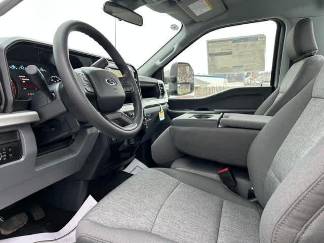 new 2025 Ford F-250 car, priced at $54,379