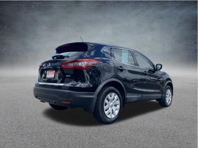 used 2020 Nissan Rogue Sport car, priced at $15,874