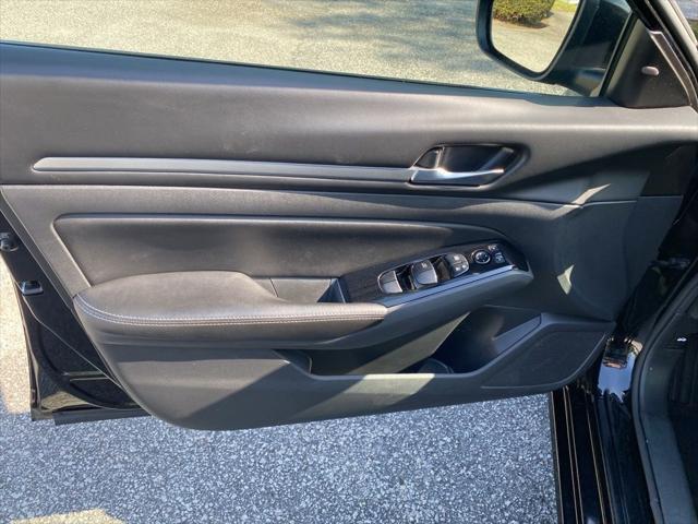 used 2023 Nissan Altima car, priced at $19,999