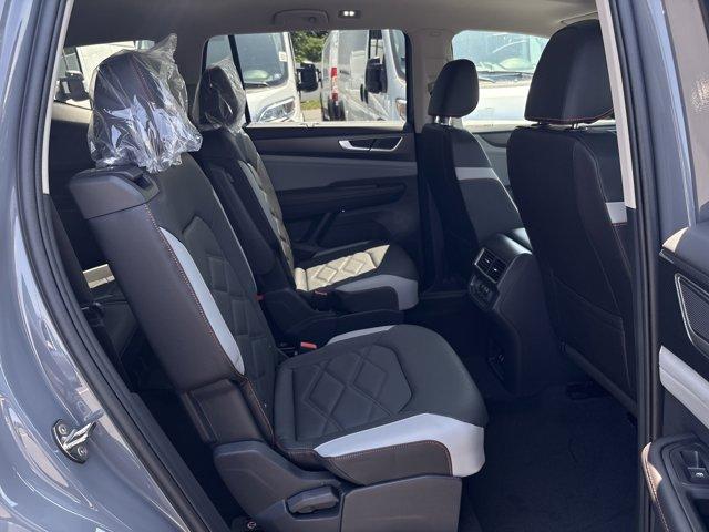 new 2025 Volkswagen Atlas car, priced at $45,478