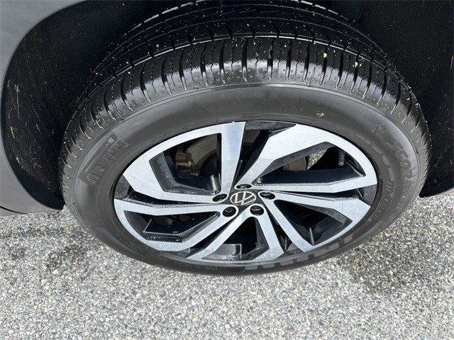 used 2021 Volkswagen Atlas car, priced at $30,000