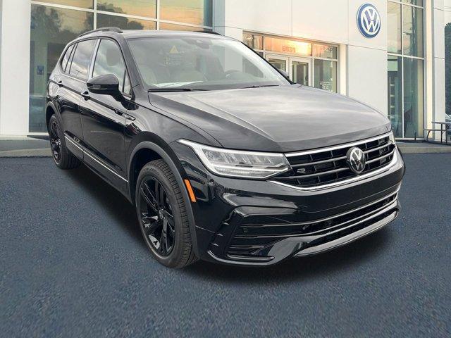 new 2024 Volkswagen Tiguan car, priced at $33,213