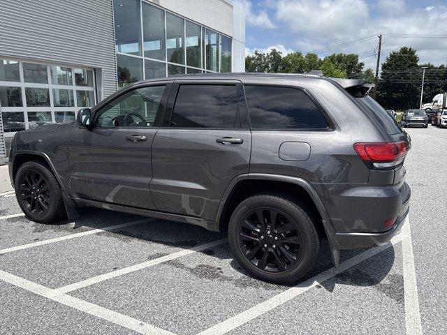 used 2018 Jeep Grand Cherokee car, priced at $20,095