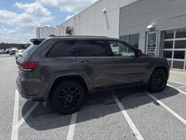 used 2018 Jeep Grand Cherokee car, priced at $20,095