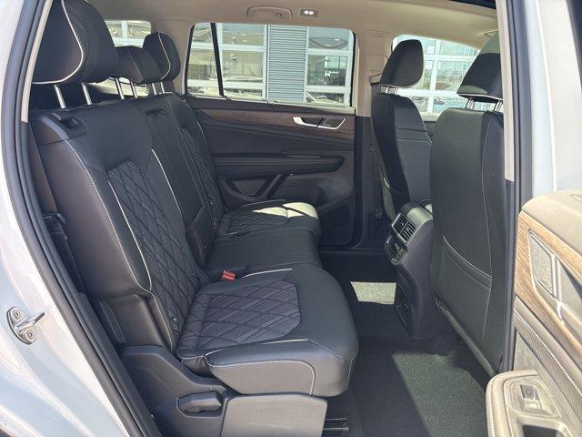 new 2025 Volkswagen Atlas car, priced at $51,782