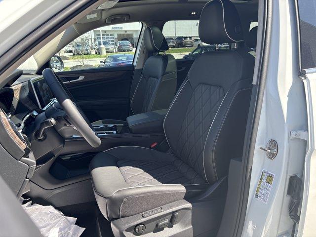 new 2025 Volkswagen Atlas car, priced at $51,782
