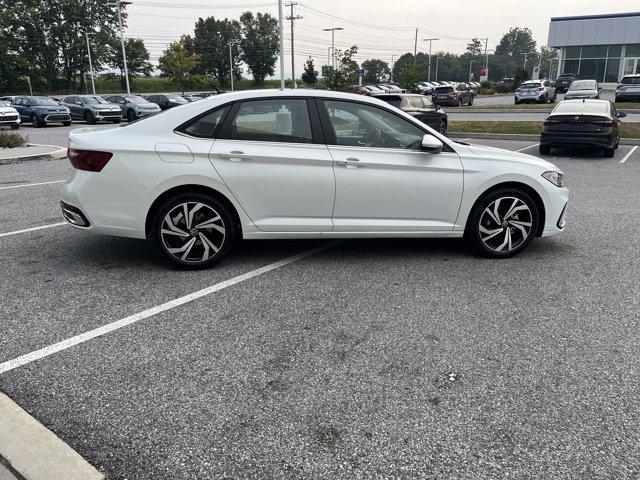 used 2025 Volkswagen Jetta car