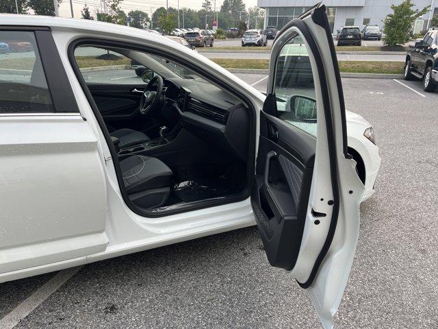 used 2025 Volkswagen Jetta car
