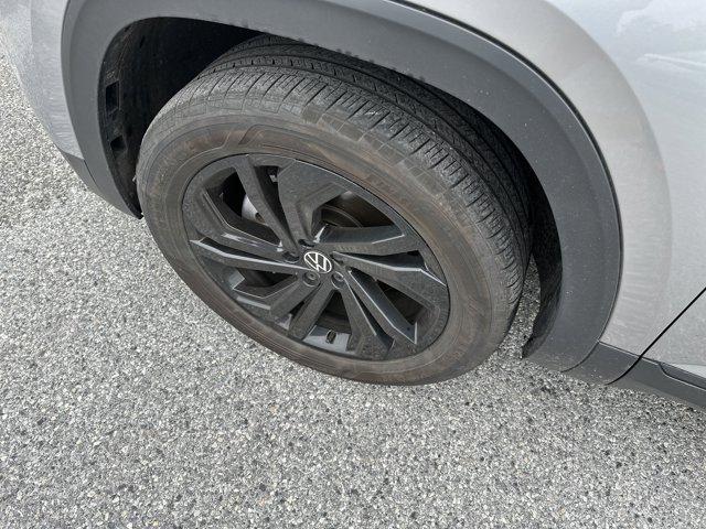 used 2023 Volkswagen Atlas car, priced at $29,308