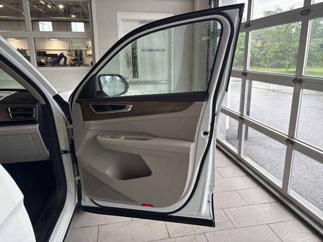 new 2025 Volkswagen Atlas car, priced at $42,327