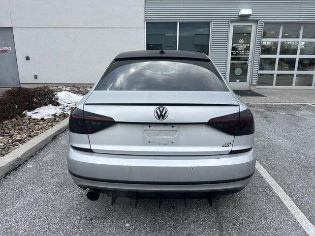 used 2017 Volkswagen Passat car