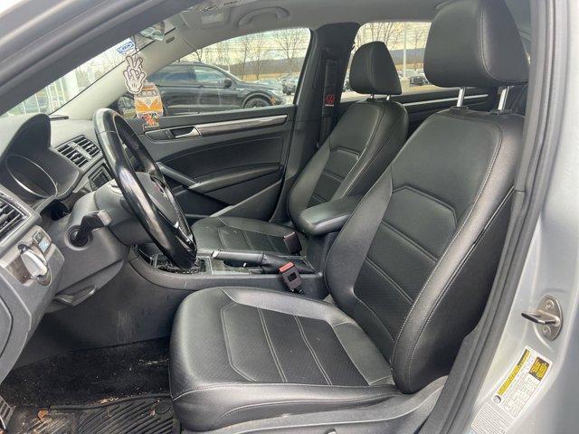 used 2017 Volkswagen Passat car