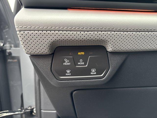 new 2025 Volkswagen Atlas car, priced at $46,343