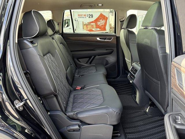 new 2025 Volkswagen Atlas car, priced at $51,495