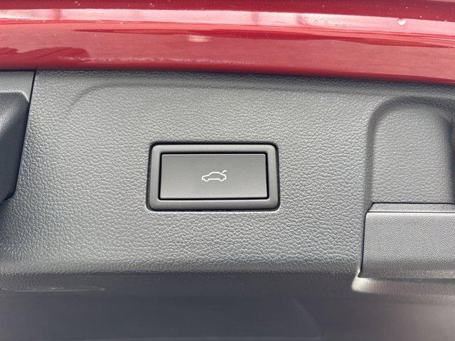 new 2025 Volkswagen Atlas car, priced at $43,318