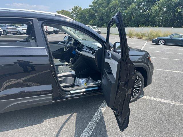 new 2025 Volkswagen Taos car, priced at $29,996