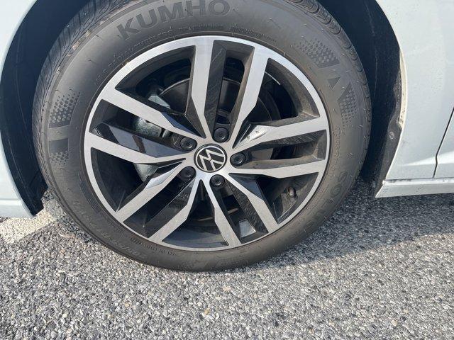 used 2025 Volkswagen Jetta car, priced at $25,000