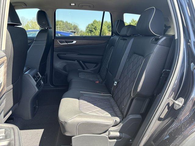 new 2025 Volkswagen Atlas car, priced at $52,476