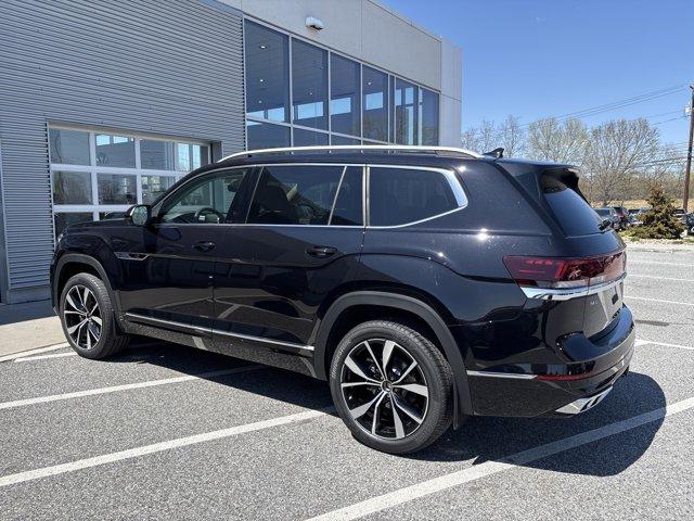 new 2025 Volkswagen Atlas car, priced at $52,476