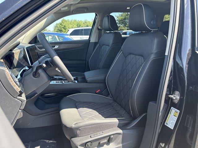 new 2025 Volkswagen Atlas car, priced at $52,476
