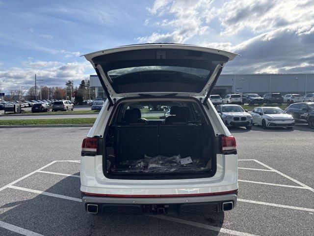 new 2025 Volkswagen Atlas car, priced at $45,406