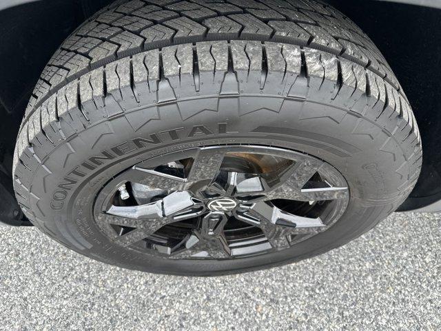 used 2024 Volkswagen Atlas car, priced at $44,714
