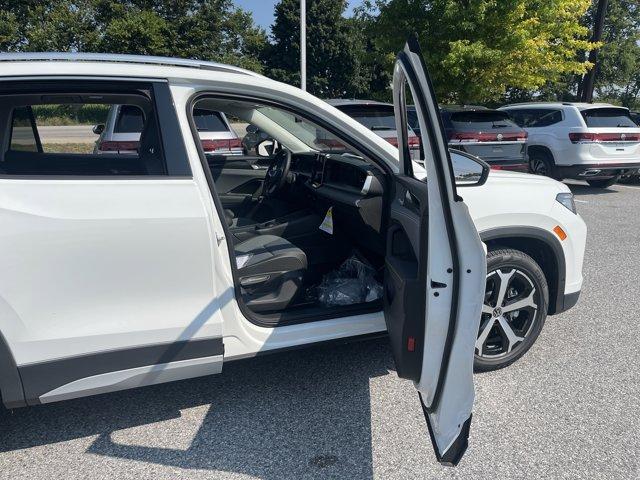 new 2025 Volkswagen Tiguan car, priced at $35,269