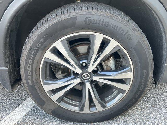 used 2018 Nissan Rogue car