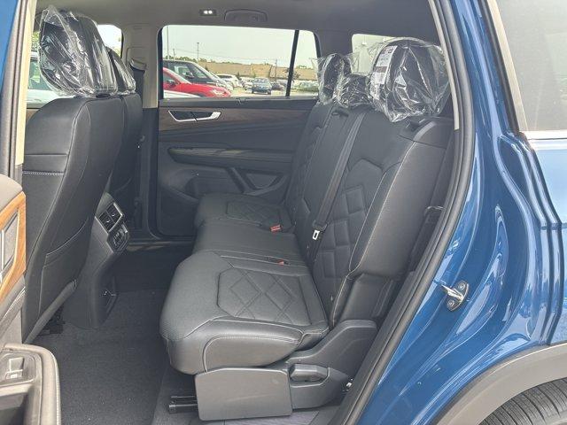 new 2025 Volkswagen Atlas car, priced at $43,327
